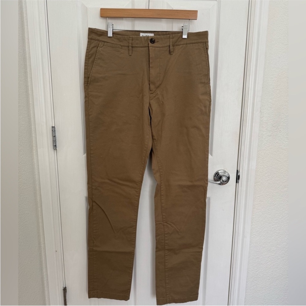 Goodfellow & Co Tan Chinos Cotton
Twill Classic